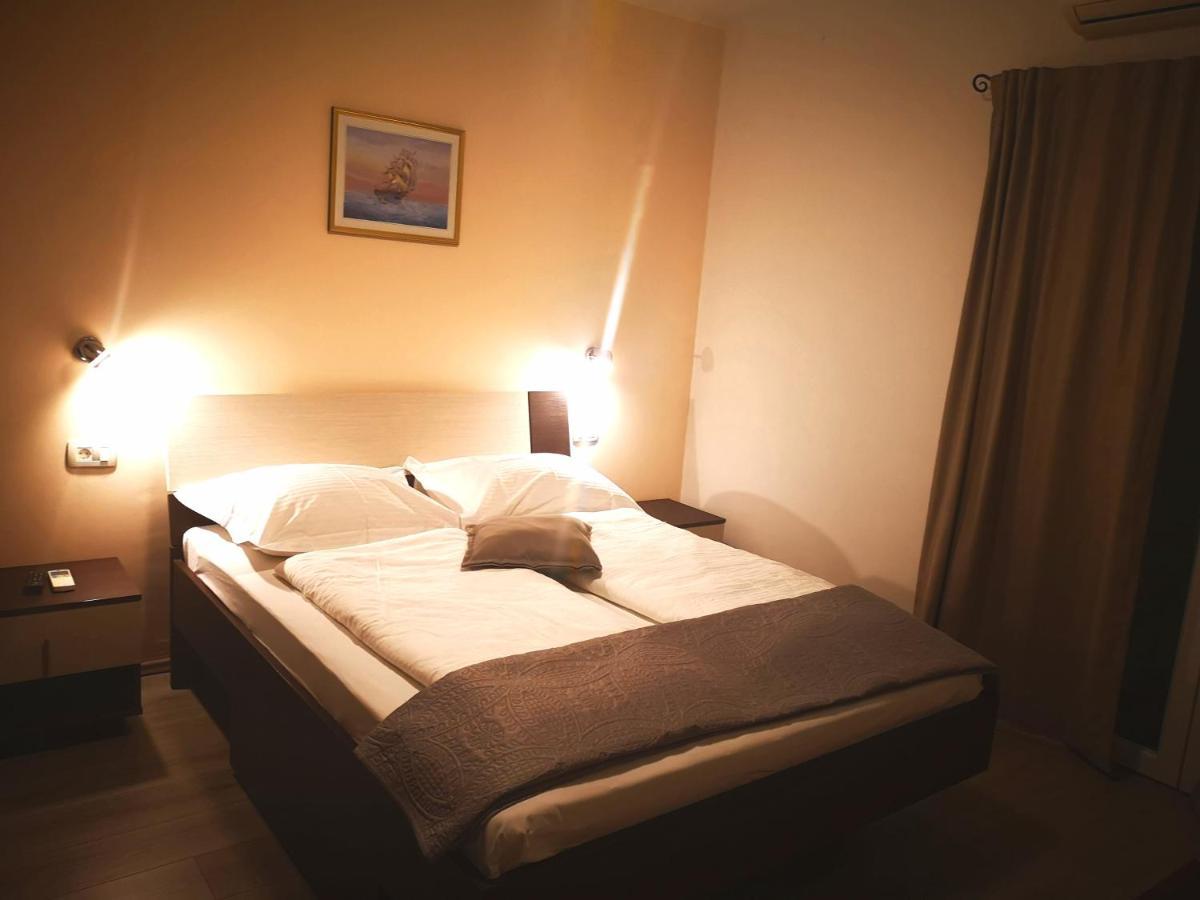 Apartments Melita Supetarska Draga Zewnętrze zdjęcie